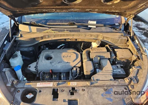 2017 Hyundai Santa Fe Sport z USA, uszkodzony, nr VIN 5XYZUDLB9HG422533